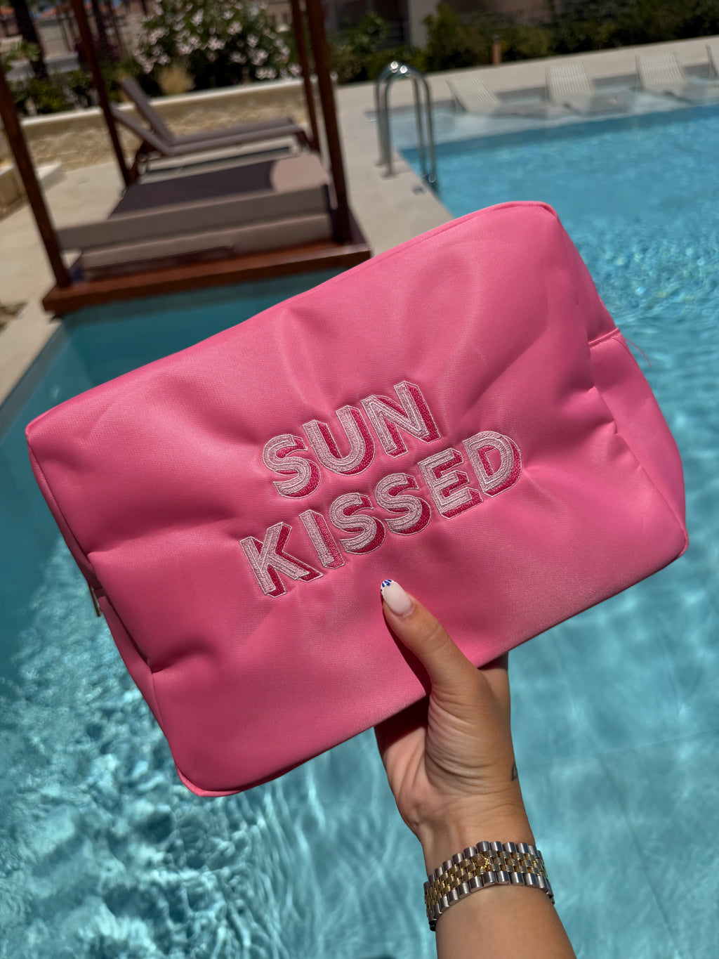 Pink sun-kissed pouch🩷✌🏼