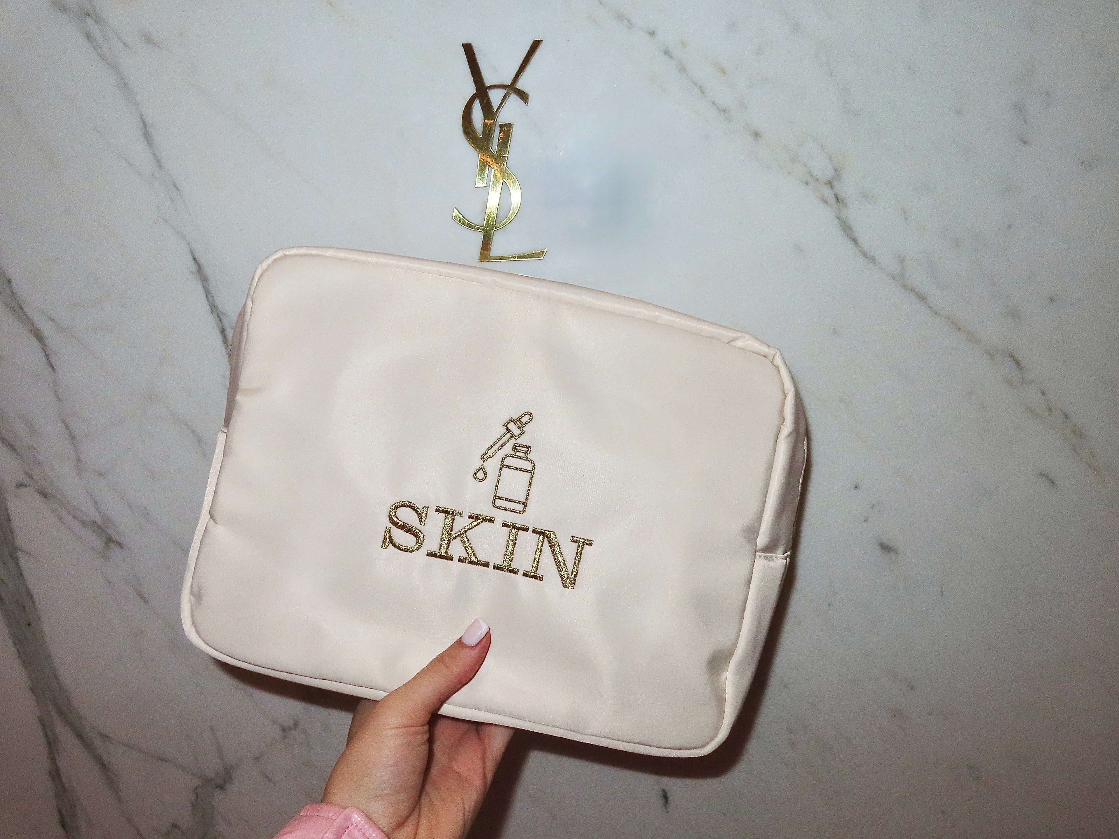 Skincare pouch✨