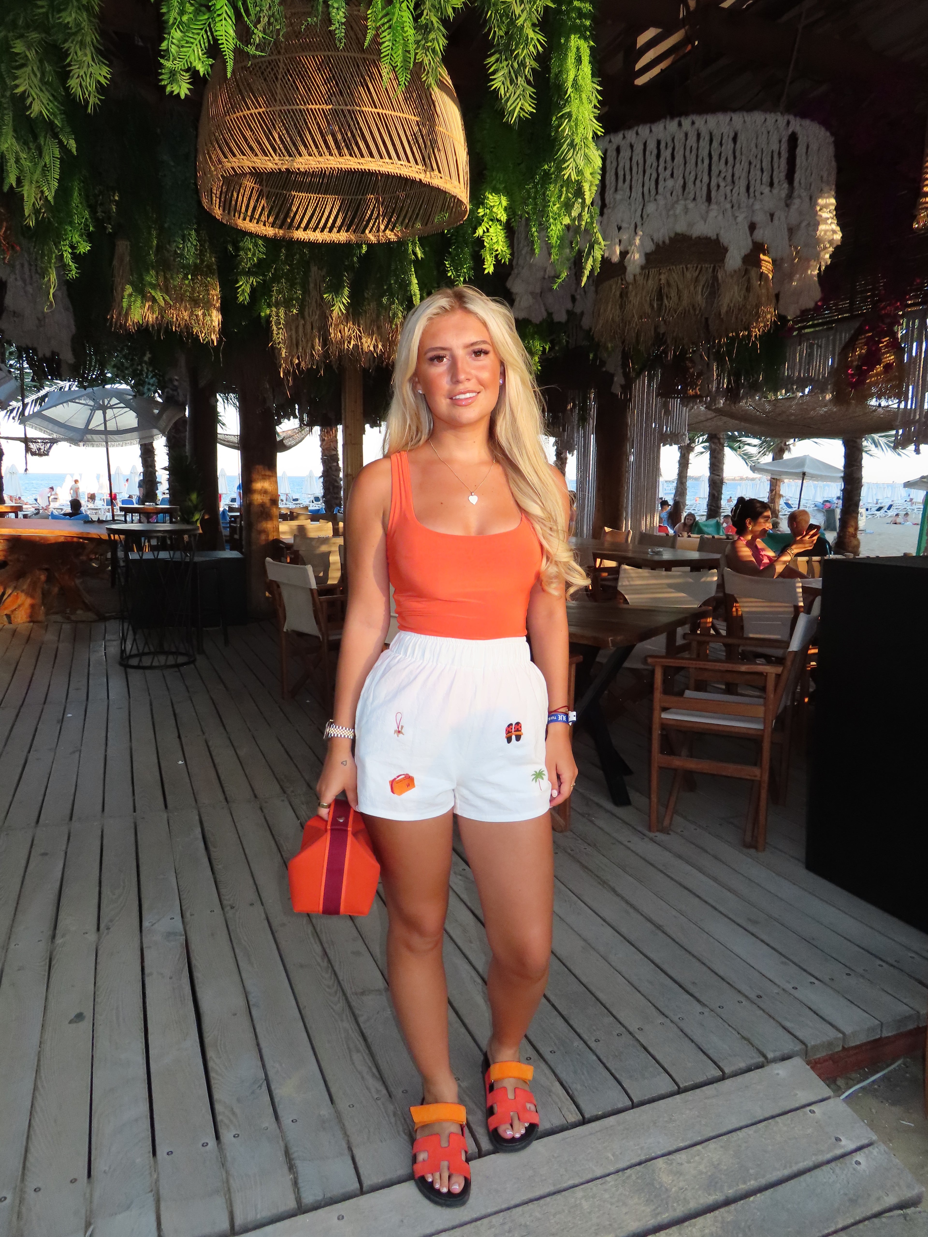 Orange palm shorts 🍊🌴✌🏼