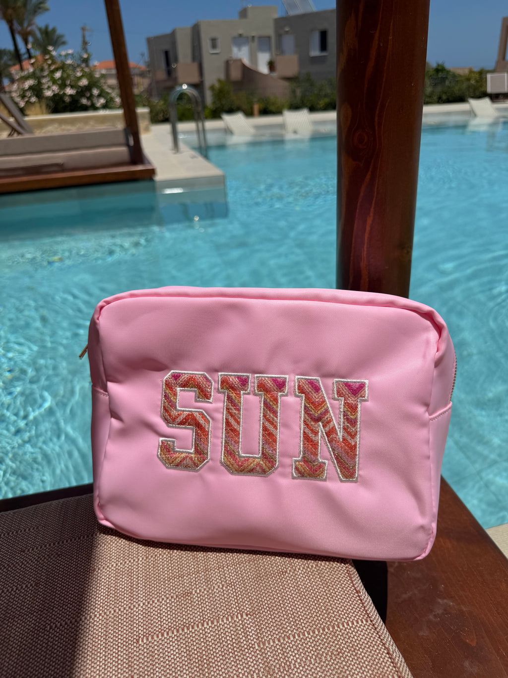 Zigzag pouch🩷🌴🧡