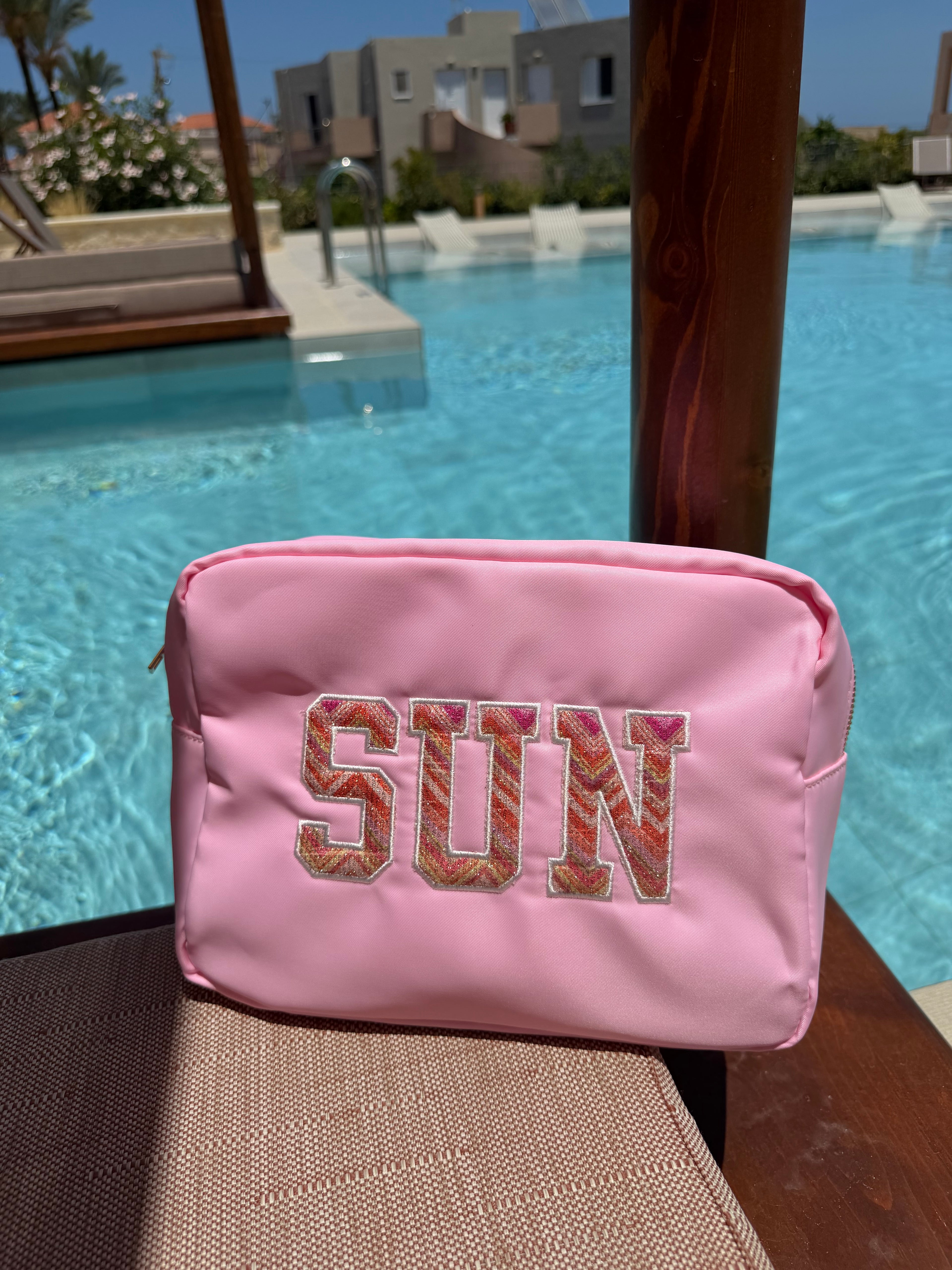 Zigzag pouch🩷🌴🧡