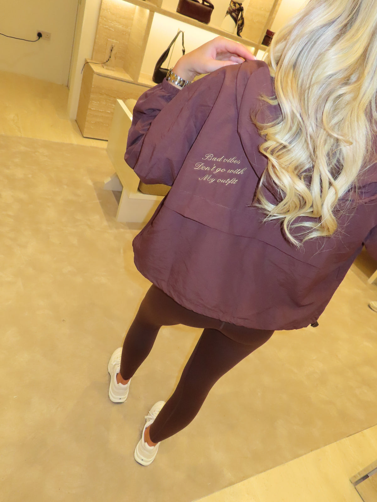 ‘Bad vibes don’t got with my outfit’ windbreaker ✌🏼✨🤎