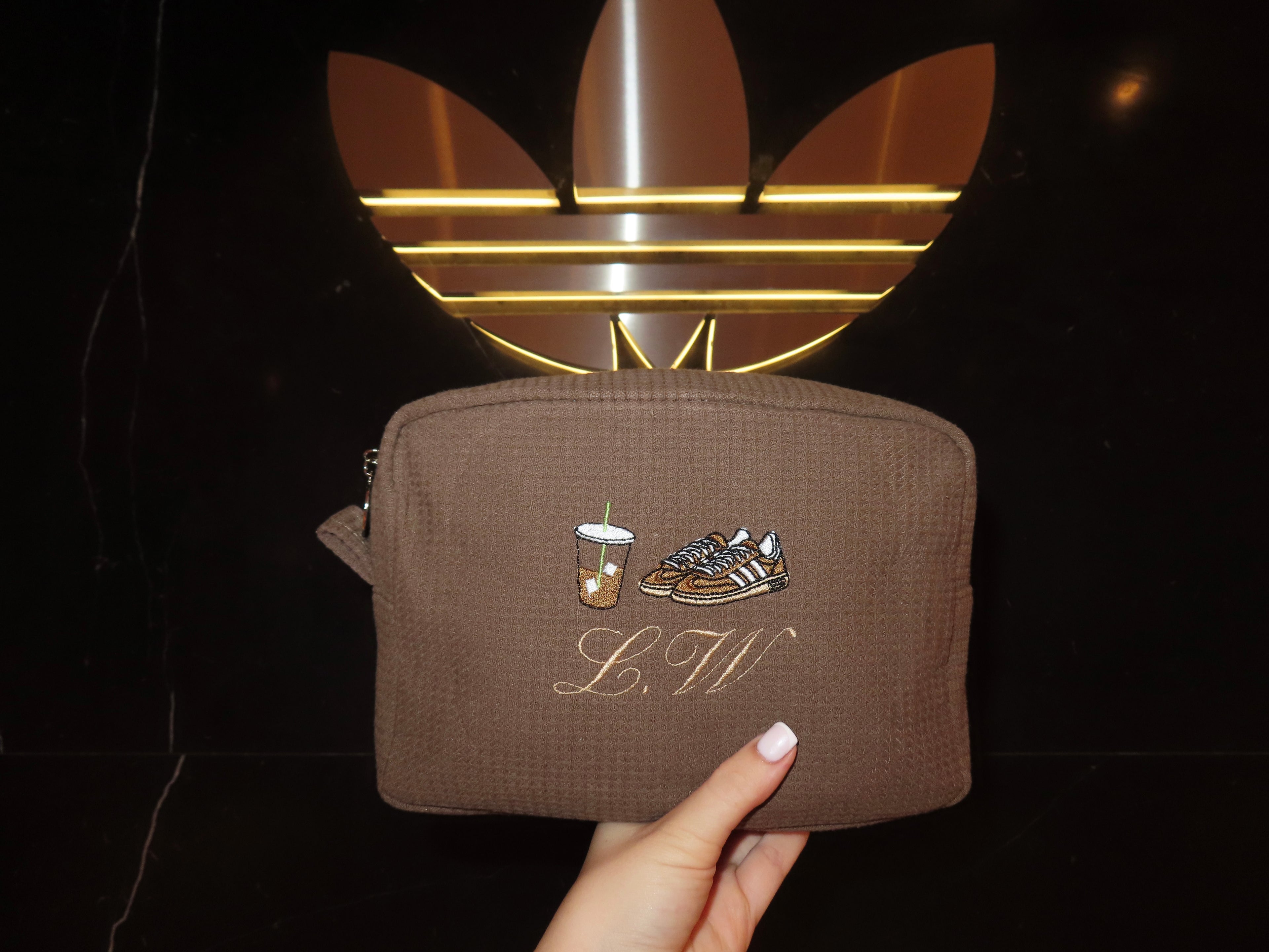 Adidas pouch🫶🏽🤎