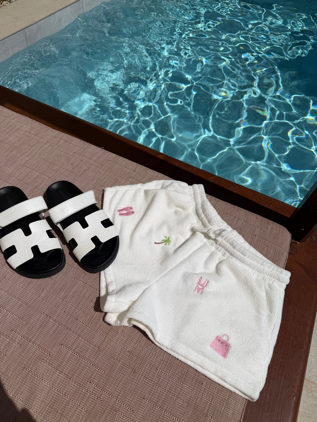 Pink palm towelling shorts🩷🫶🏽🌴