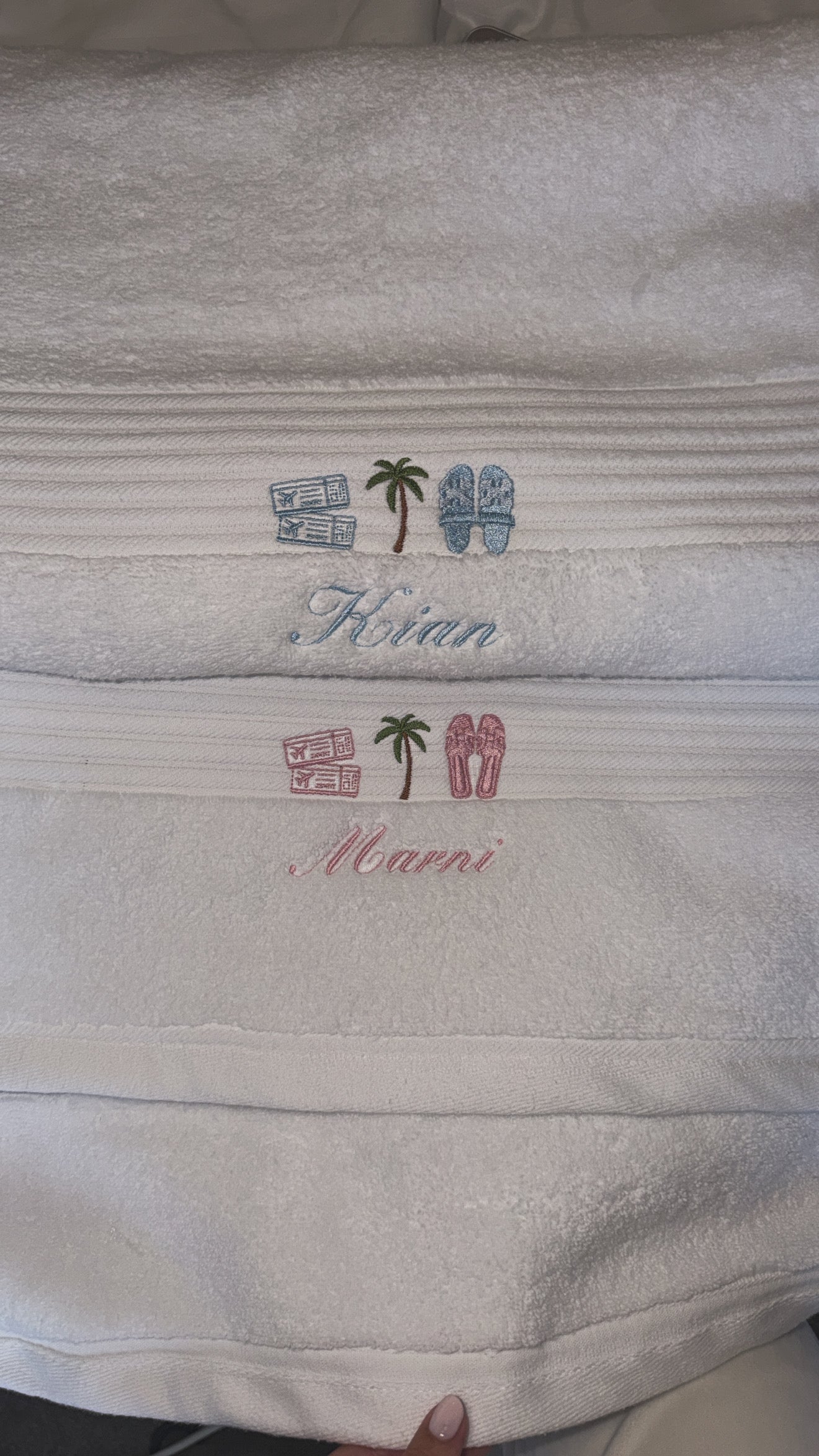Personalised beach towel🩵🩷