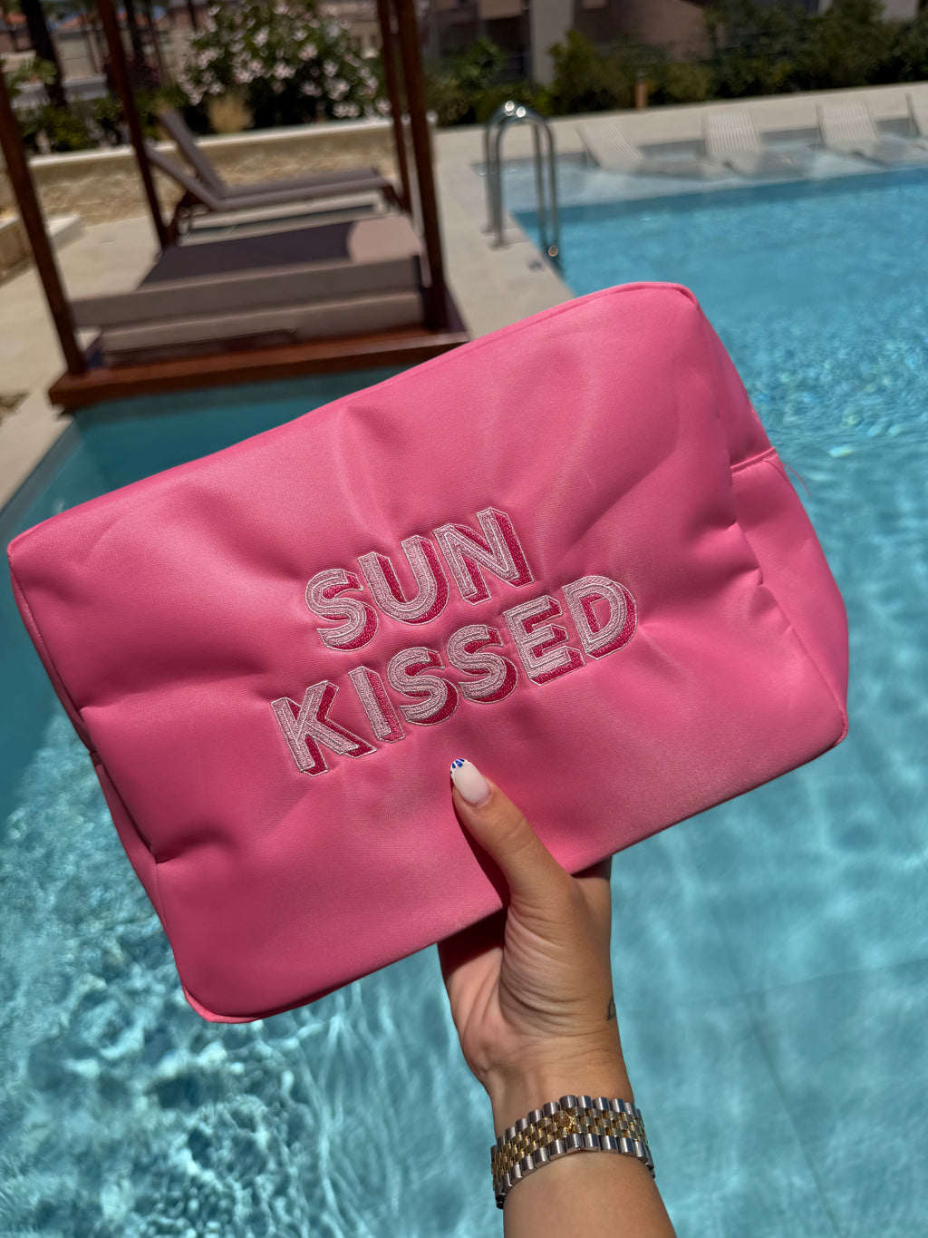 Pink sun-kissed pouch🩷✌🏼