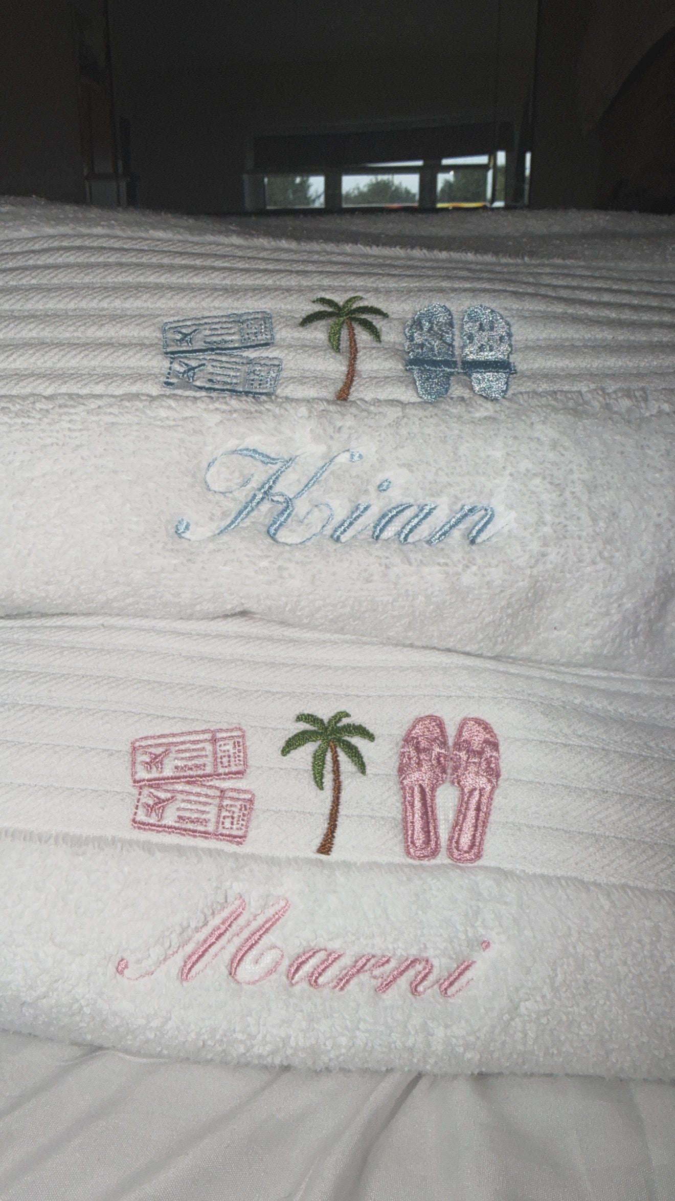Personalised beach towel🩵🩷