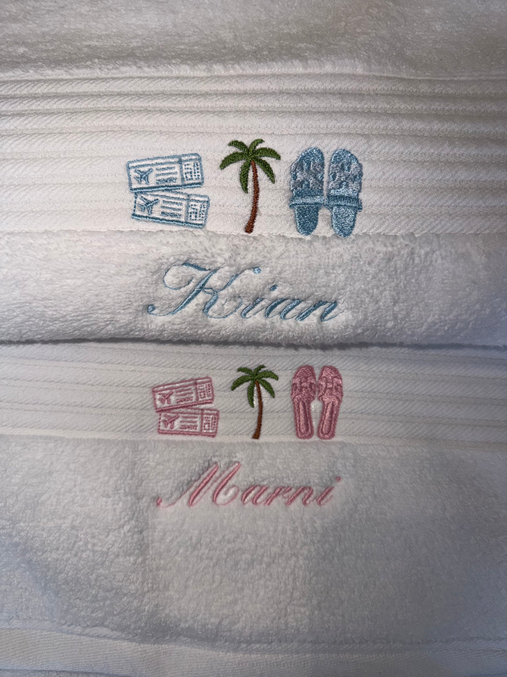 Personalised beach towel🩵🩷