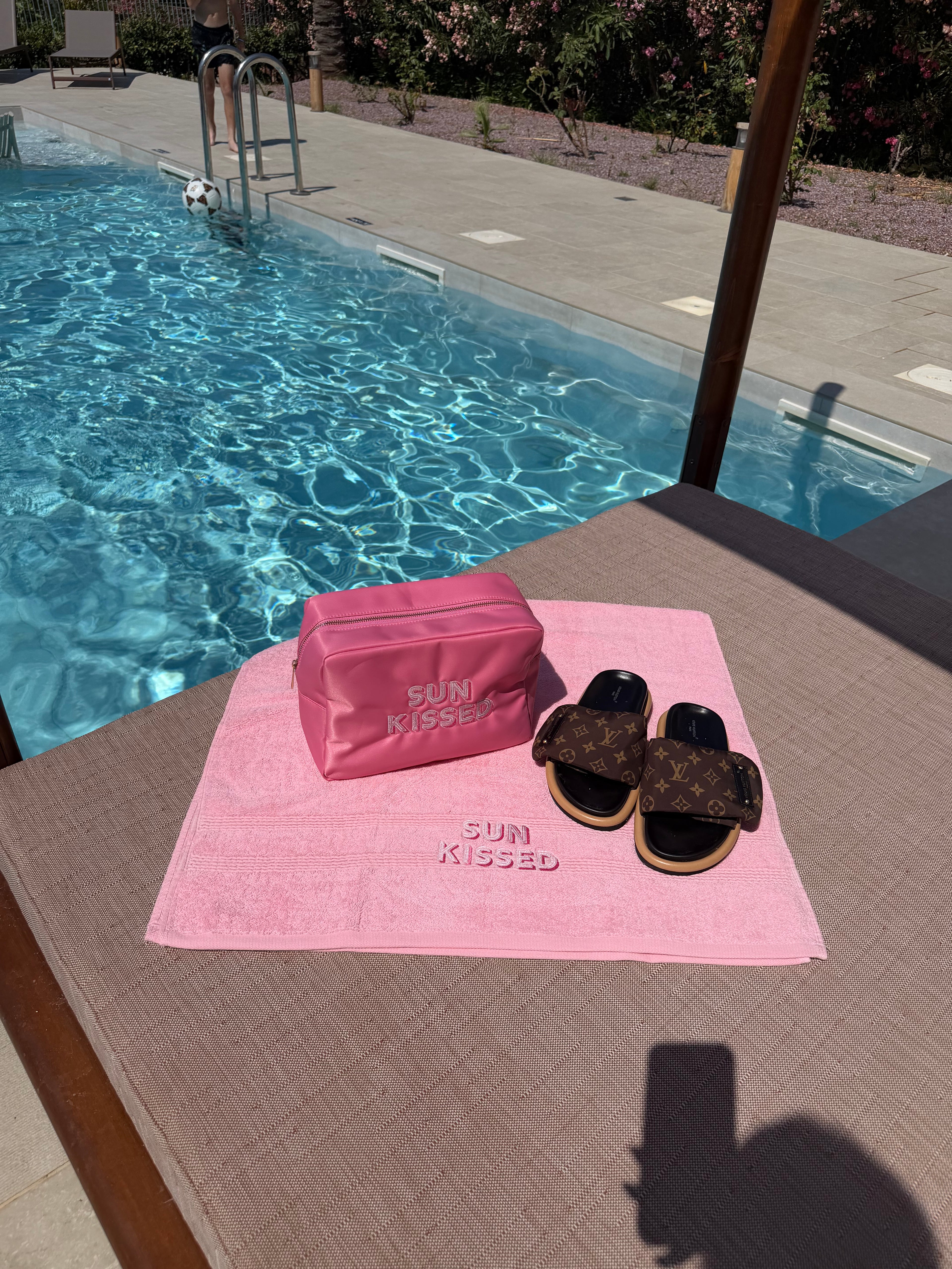Sun-kissed towel&pouch set 🎀✌🏼